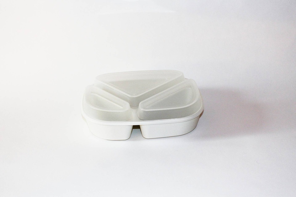 Menübox 3-geteilt 236x181x47mm ohne Deckel / cremeweiß / 48 Stk.
