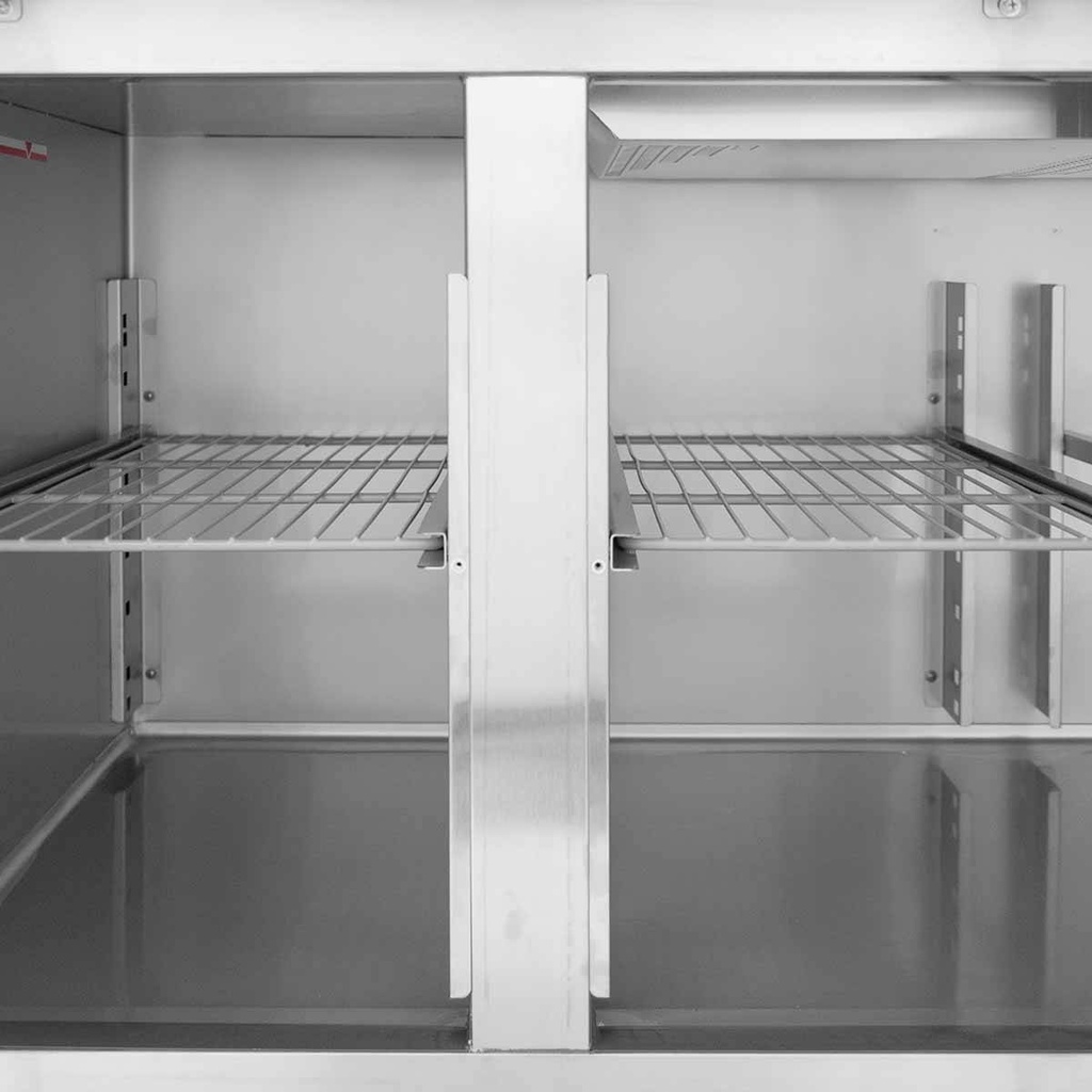 Kühltisch / 4-türig inkl. Aufkantung - Monoblock, 2230 x 700 mm
