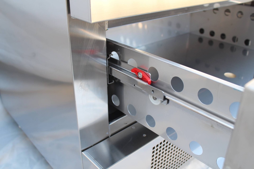 Kühl-/Tiefkühltisch Umschaltbar 1, 3 x 1/1 GN, 1230 x 700 x 600 mm