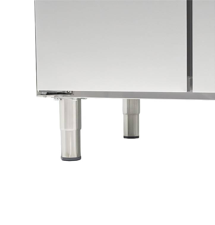 700 Kühltisch aus Edelstahl, 2230 x 700 x 860 mm, 211 L